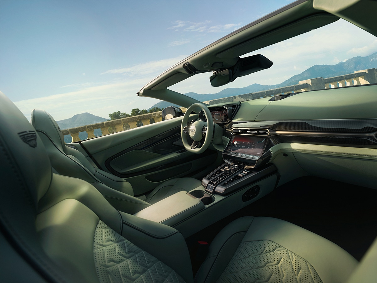 Aston martin vanquish volante interior