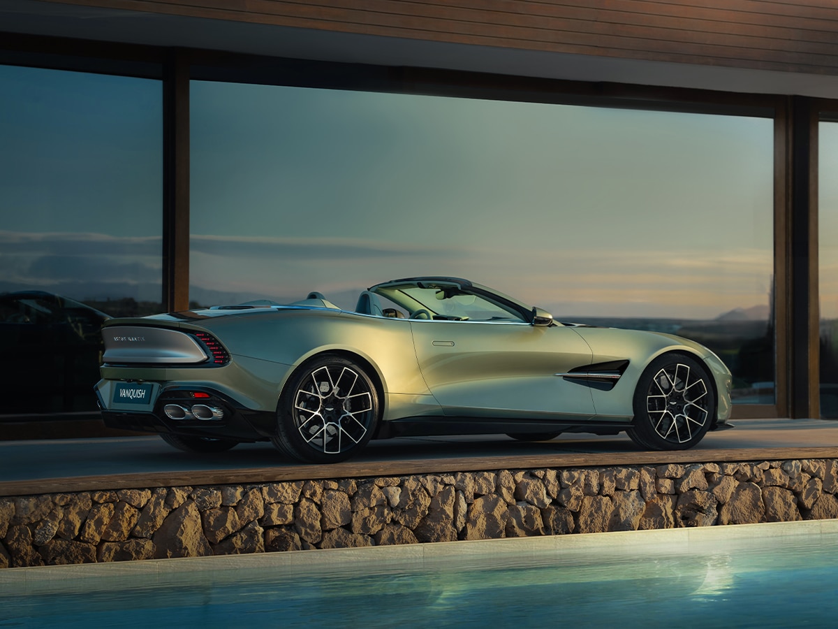 Aston martin vanquish volante rear three quarter