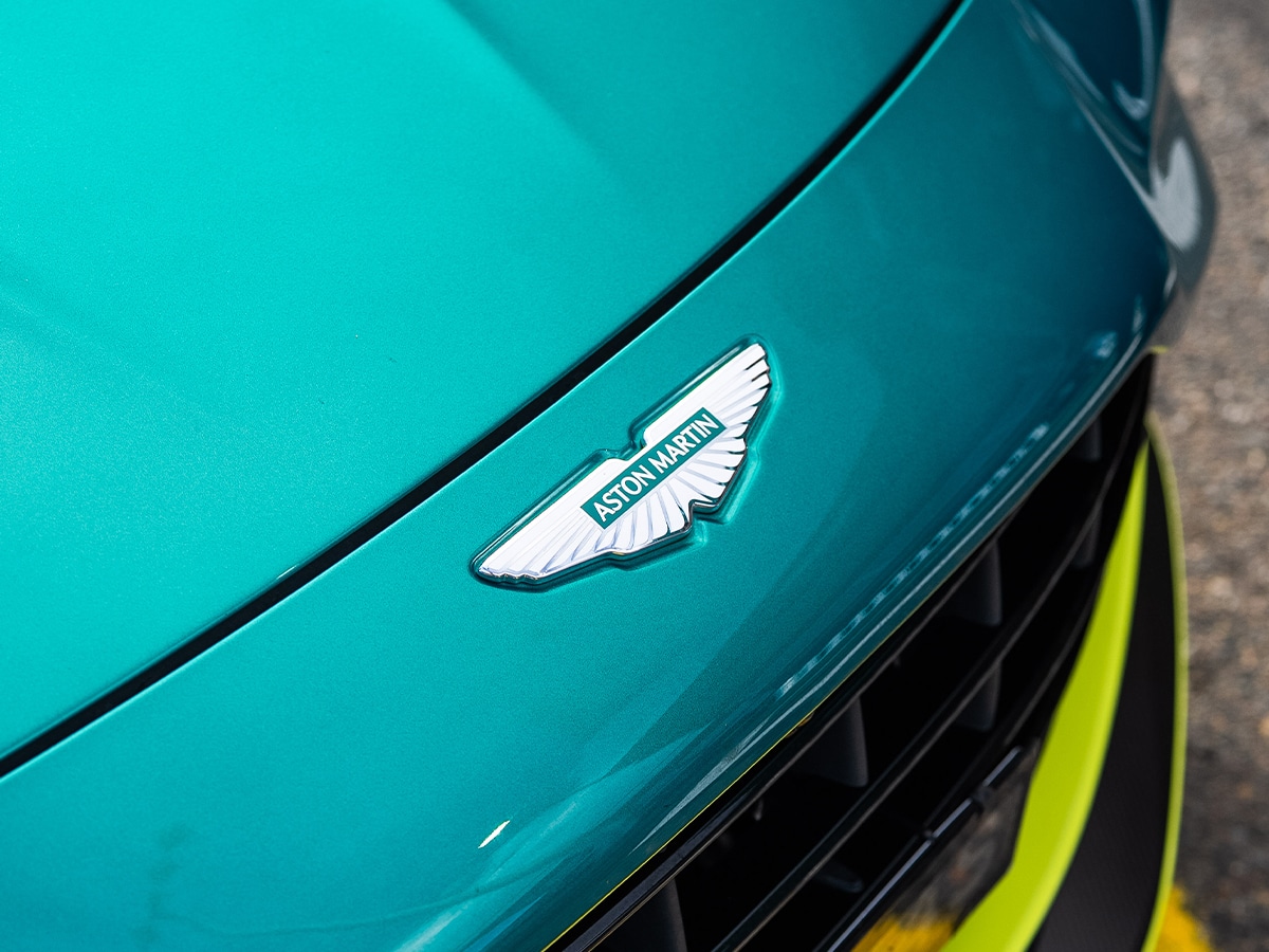 Aston martin vantage front badge