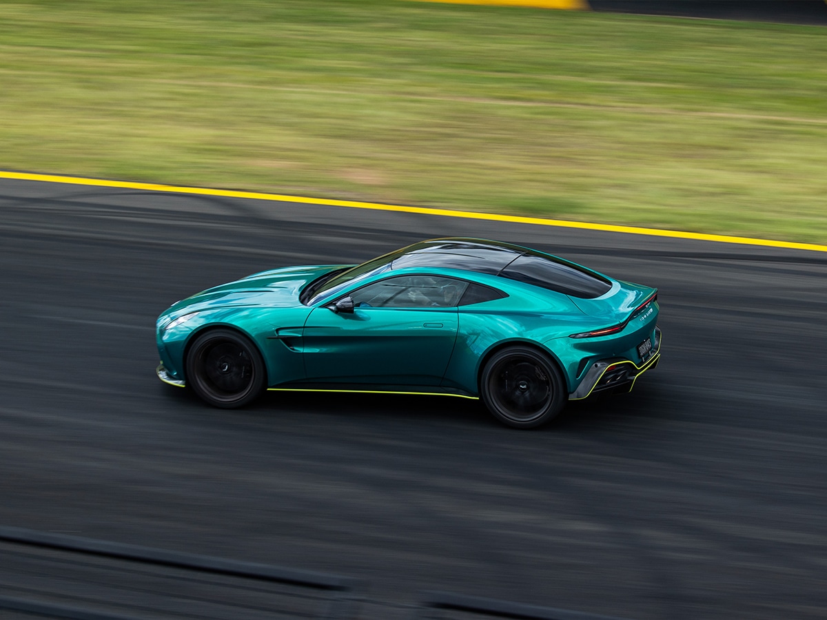 Aston martin vantage into turn 1