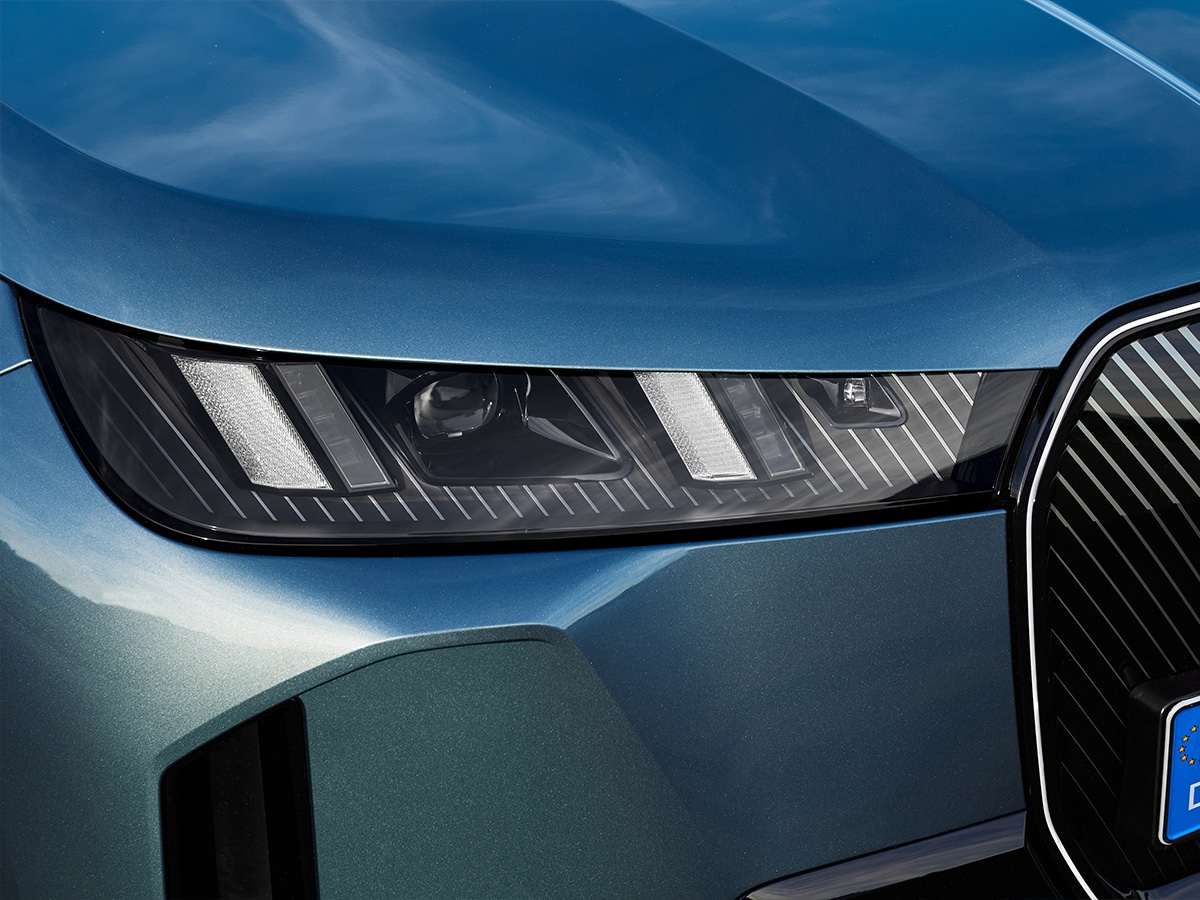 Bmw ix headlight design