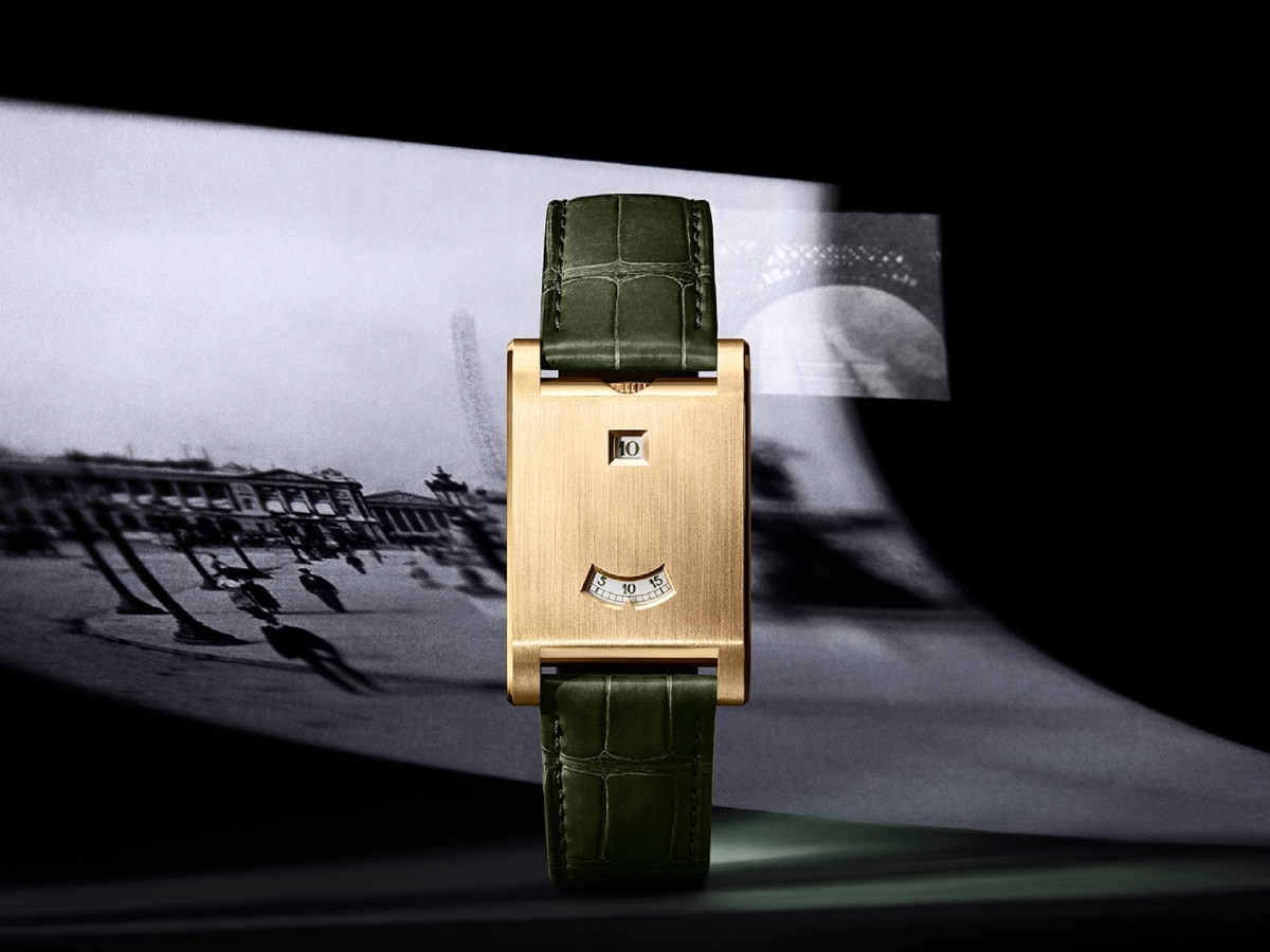 Cartier tank à guichets