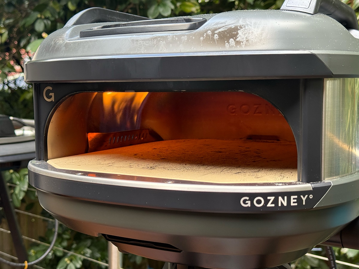 Gozney tread mouth opening