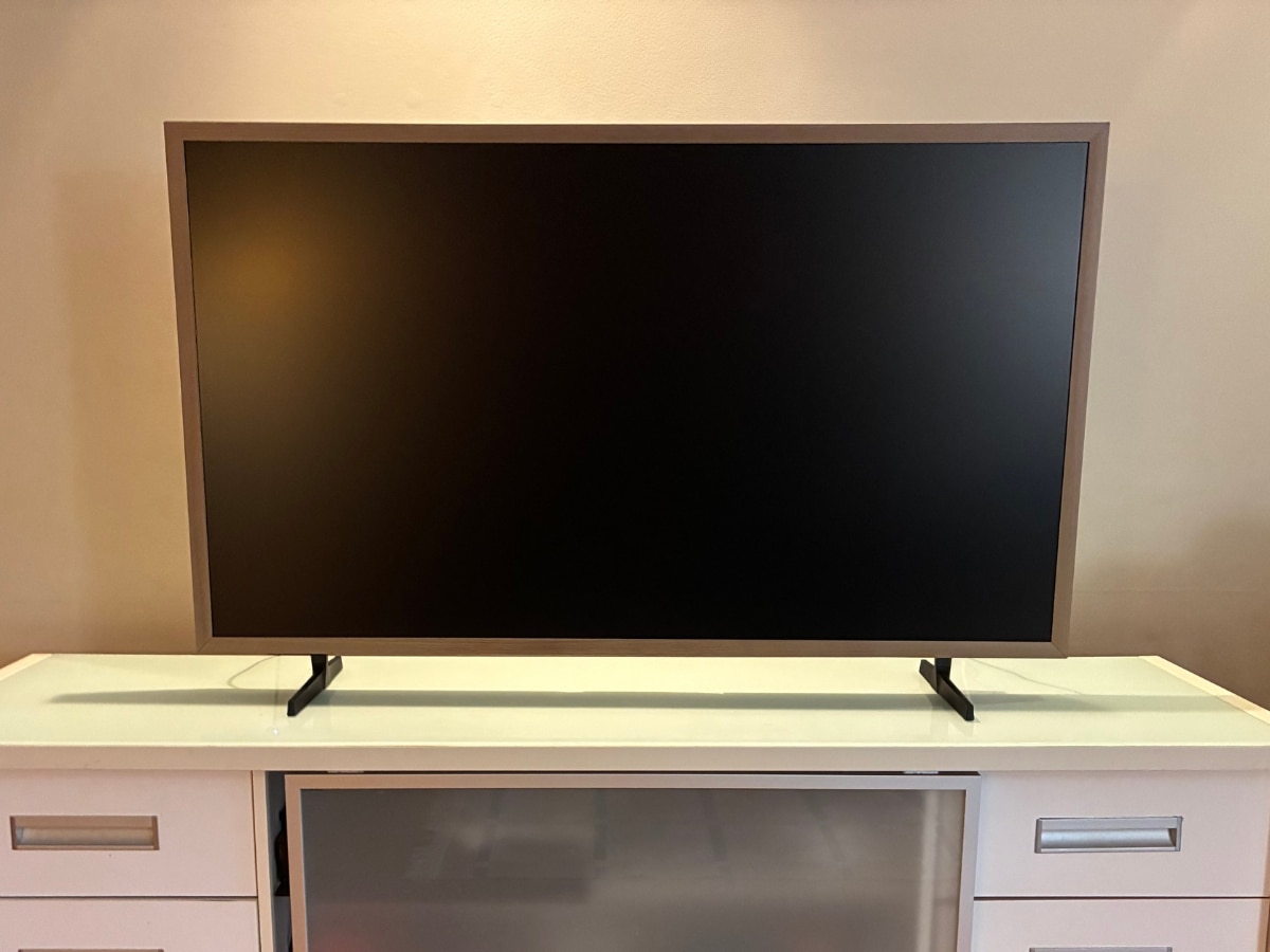 Hisense Canvas TV | Image: Dean Blake/Man of Many