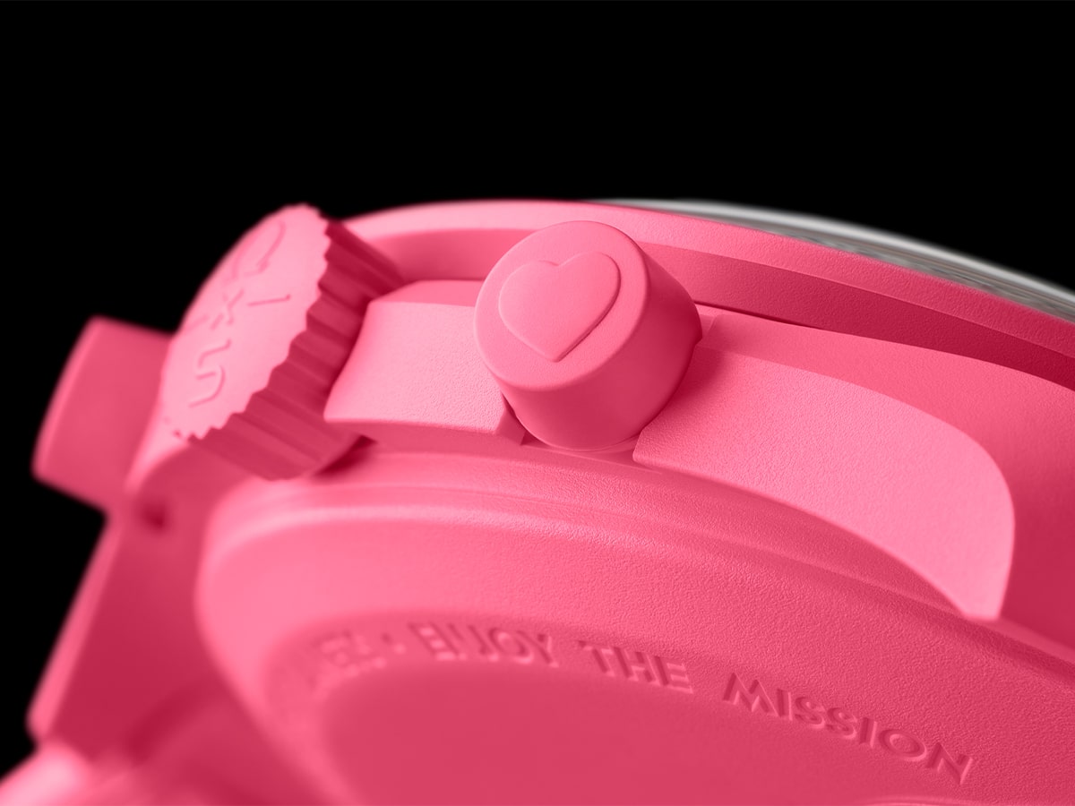 Mission to the pink moonphase heart details