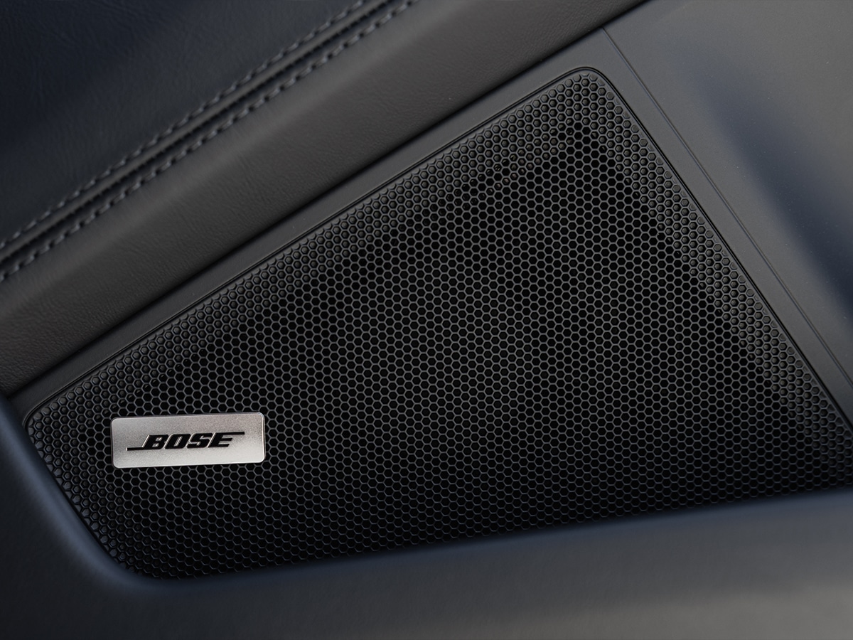 Porsche 911 carrera 4 gts bose sound