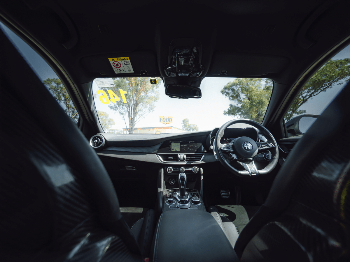 Alfa Romeo Giulia Quadrifoglio Interior