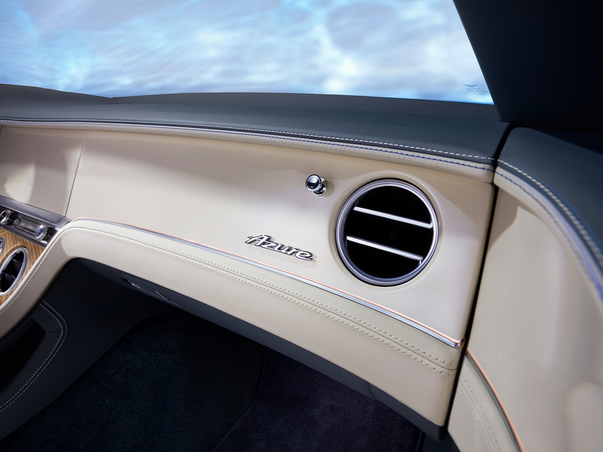 2025 bentley continental gtc azure front dashboard