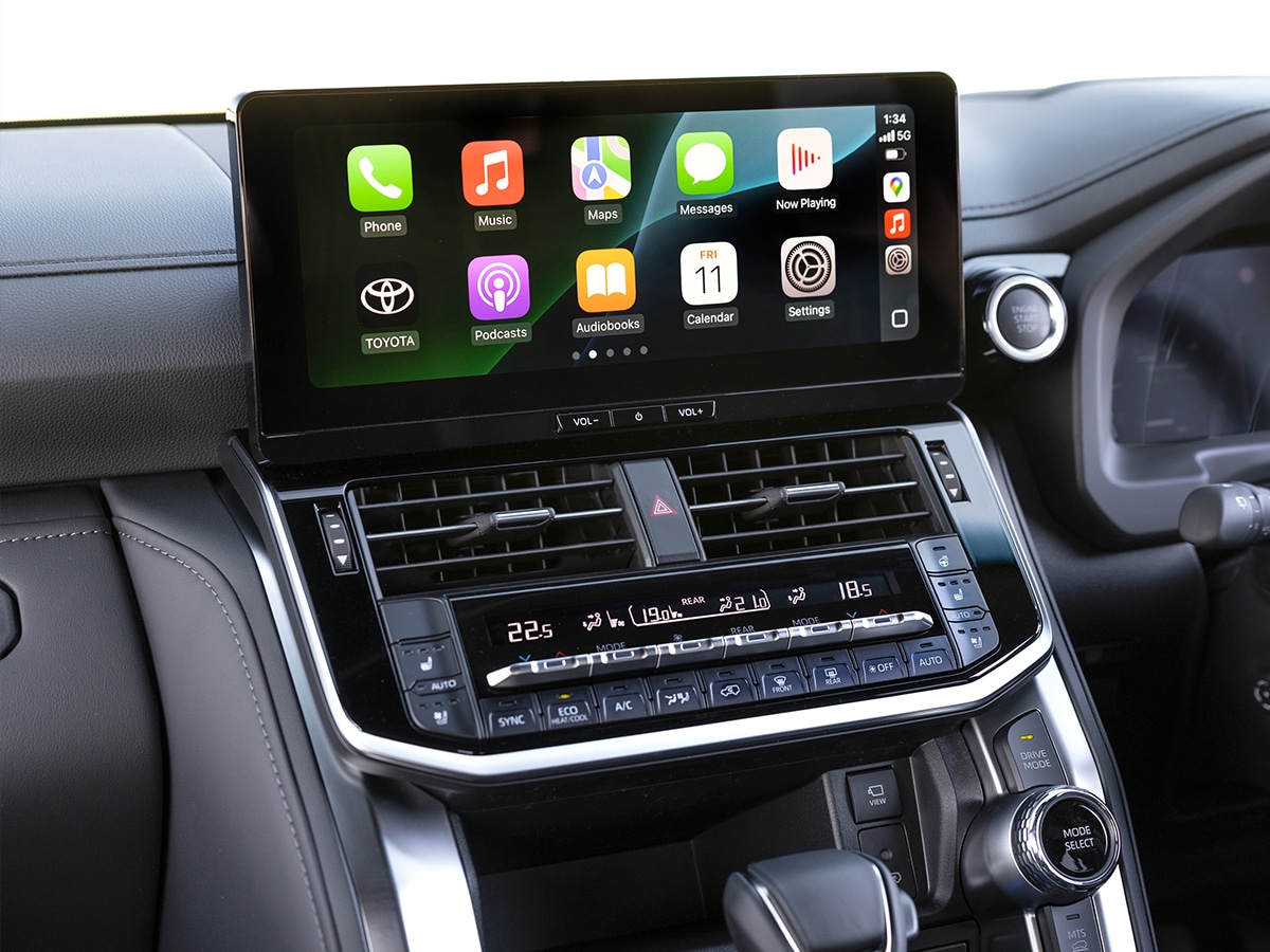 2025 toyota landcruiser 300 series new infotainment screen