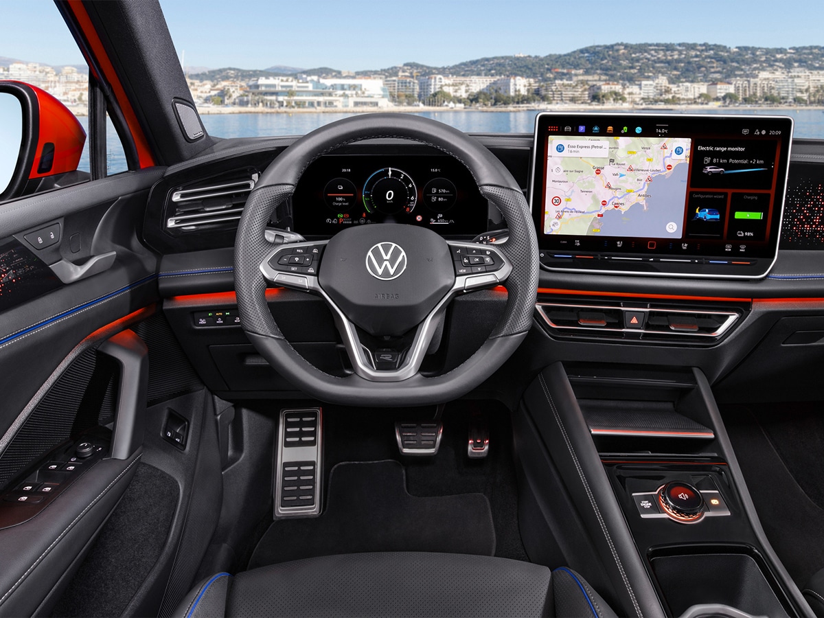 2025 vw tiguan r line cabin