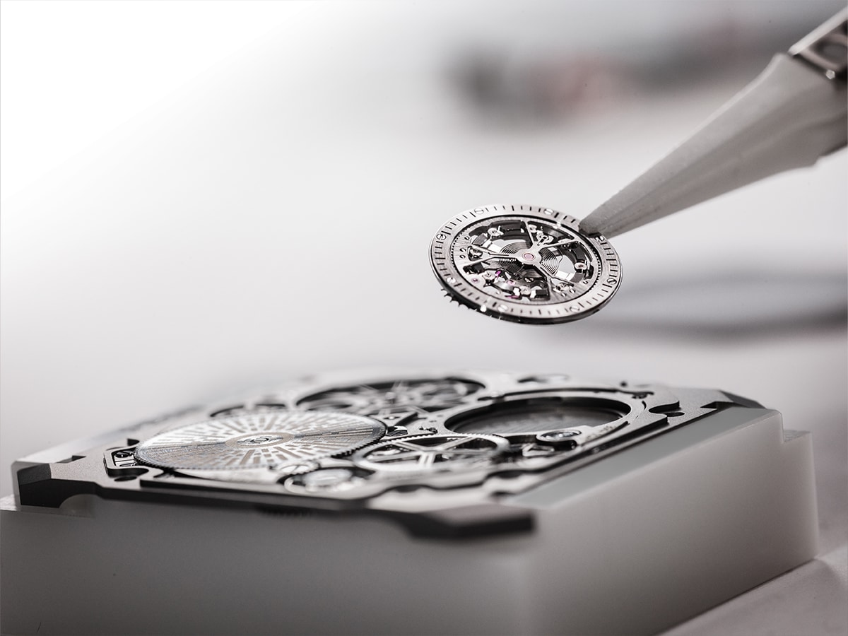 Bvlgari octo finissimo ultra tourbillon placing tourbillon in case