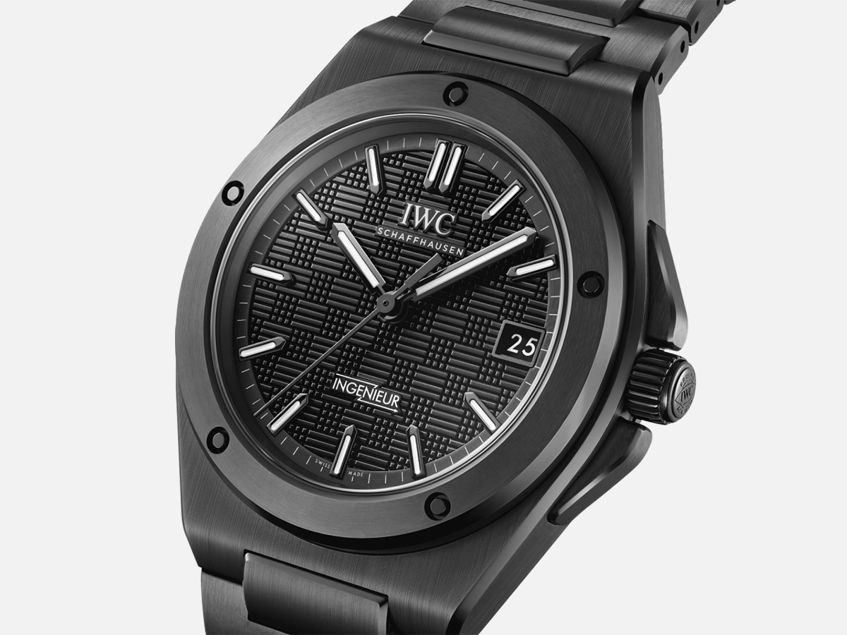 Iwc ingenieur automatic 42 black ceramic
