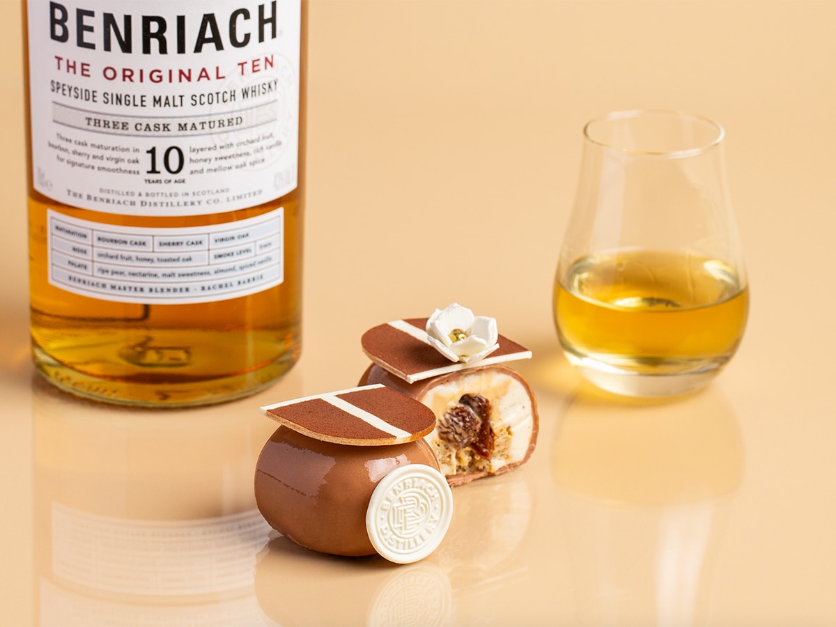 Koi dessert bar x benriach scotch cross bun