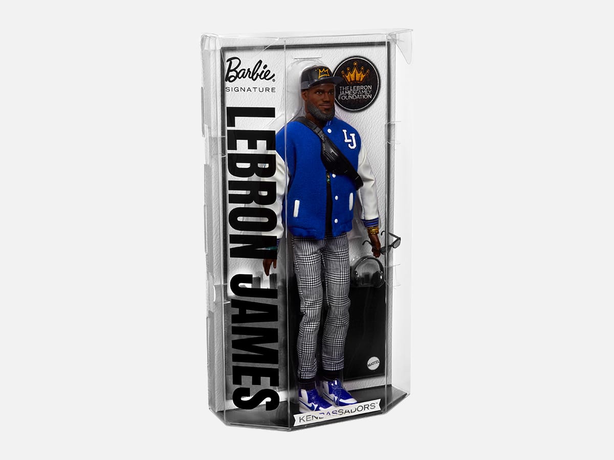Lebron james kenbassador details side on in box