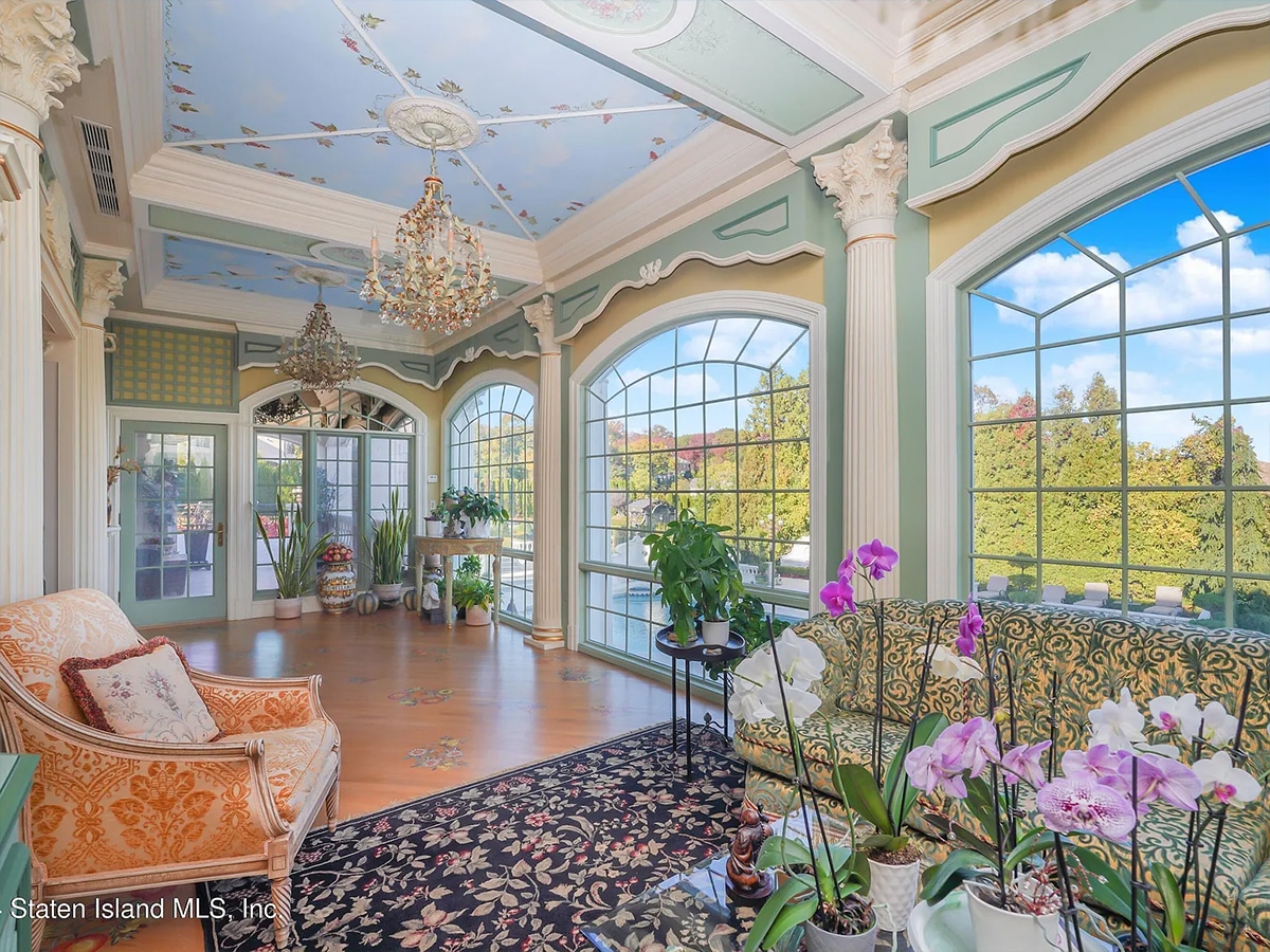 Paul castellano mega mansion solarium