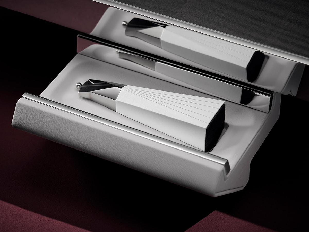 Rolls royce chess set in tray