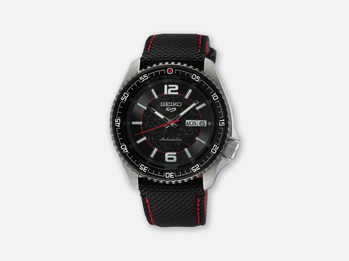 Seiko 5 Supercars SRPL54K | Image: Seiko