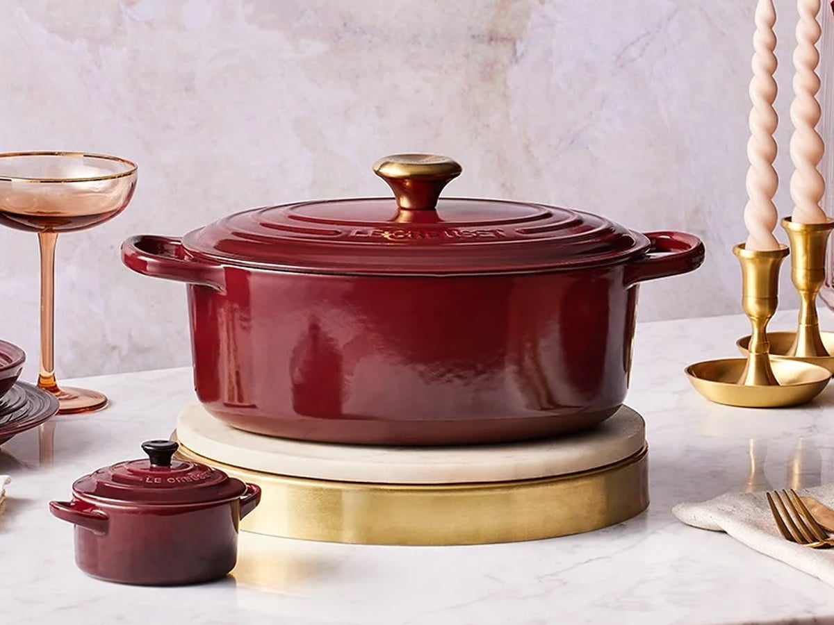 Signature round casserole garnet 28cm