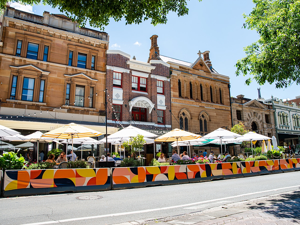 The fortune of war street dining