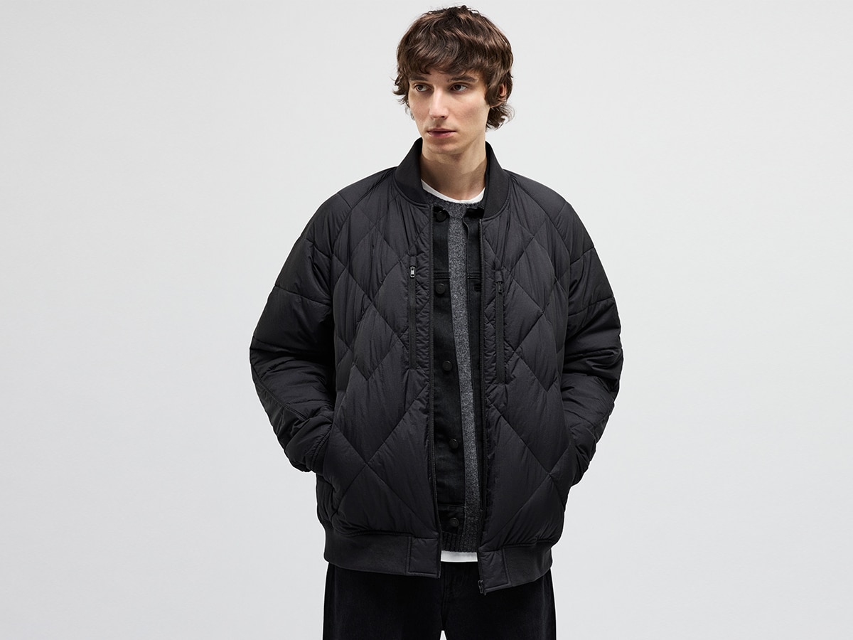 Uniqlo x white mountaineering puffer in black