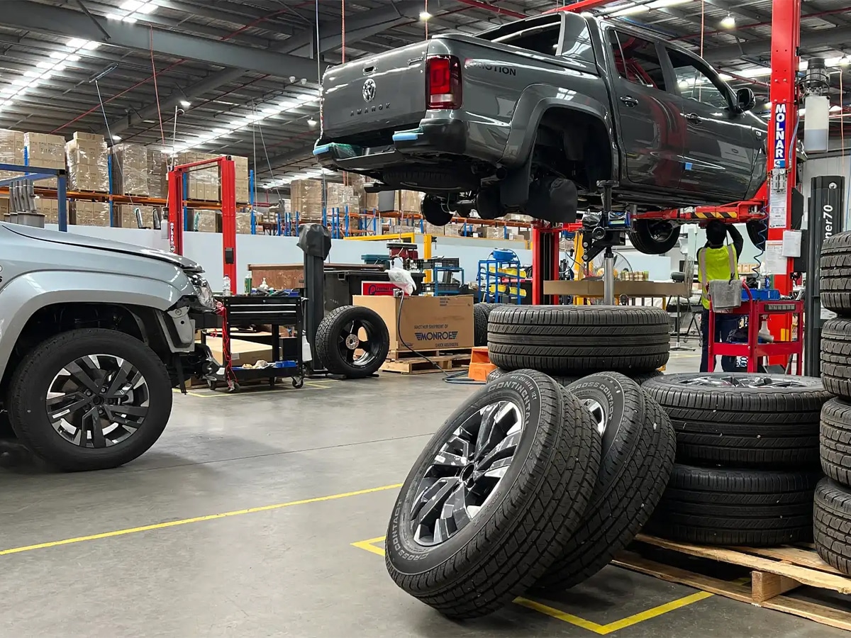 W580 amarok in workshop