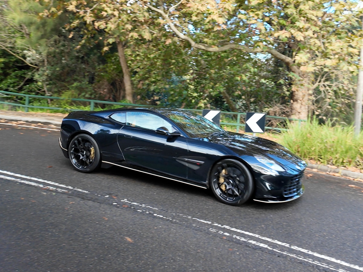 2025 aston martin vanquish driving 2