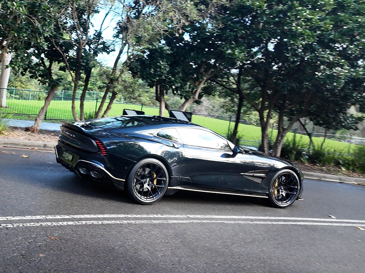 2025 aston martin vanquish driving