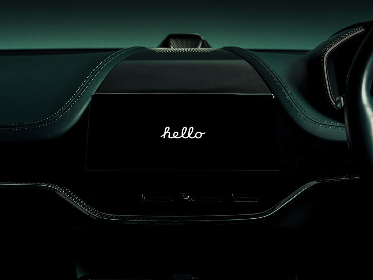 Apple carplay ultra centre screen