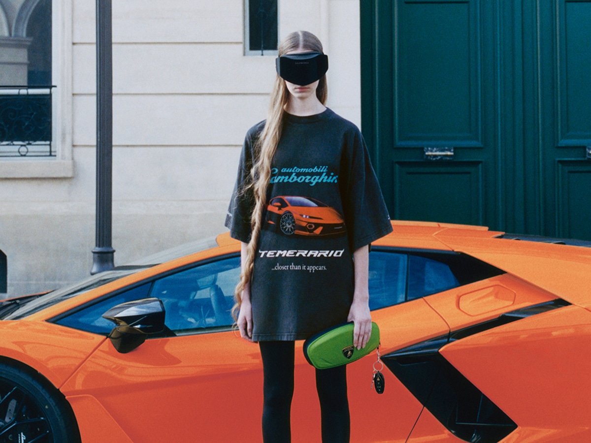 Balenciaga automobili lamborghini orange temerario