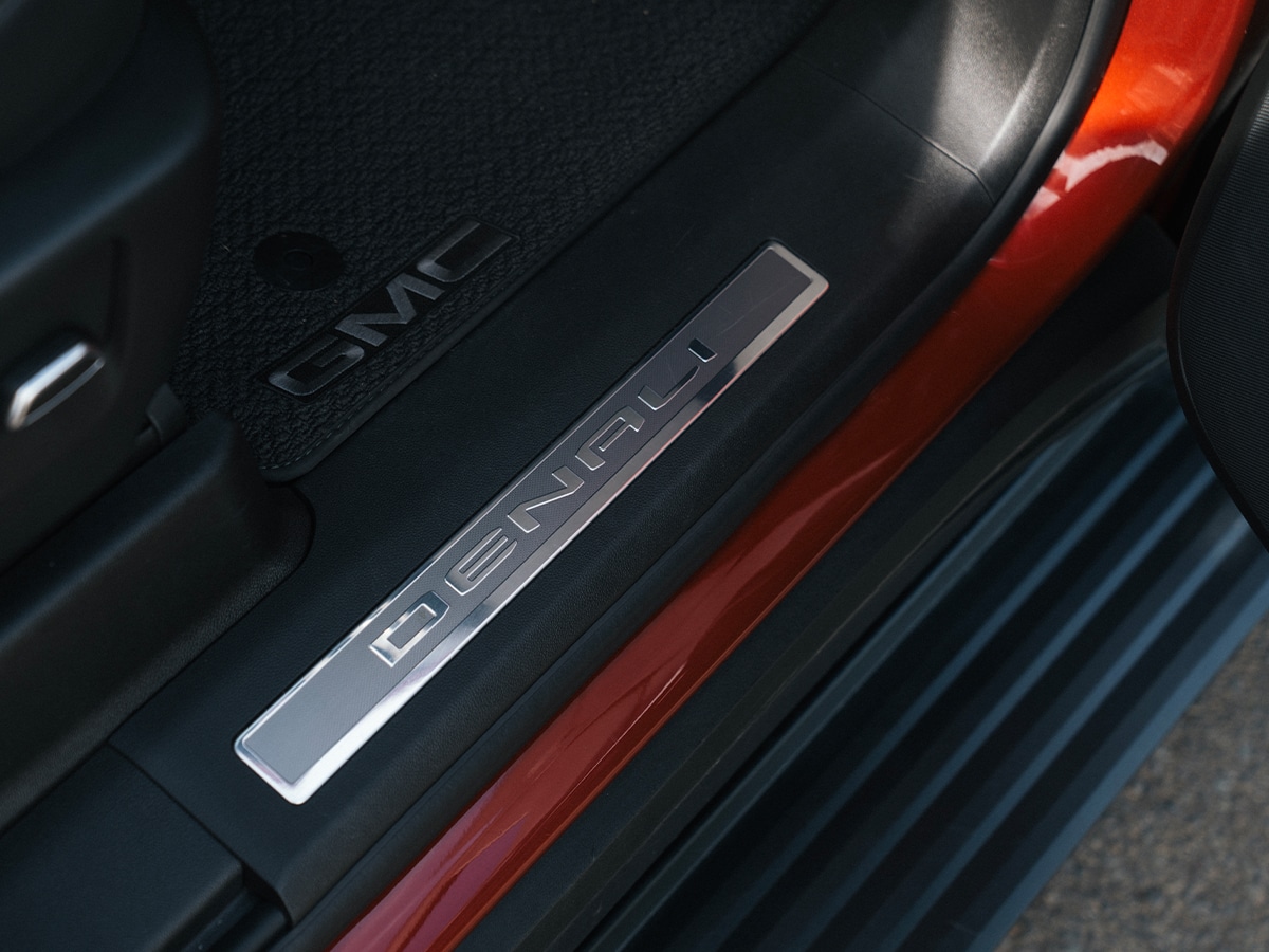 Gmc yukon denali logo