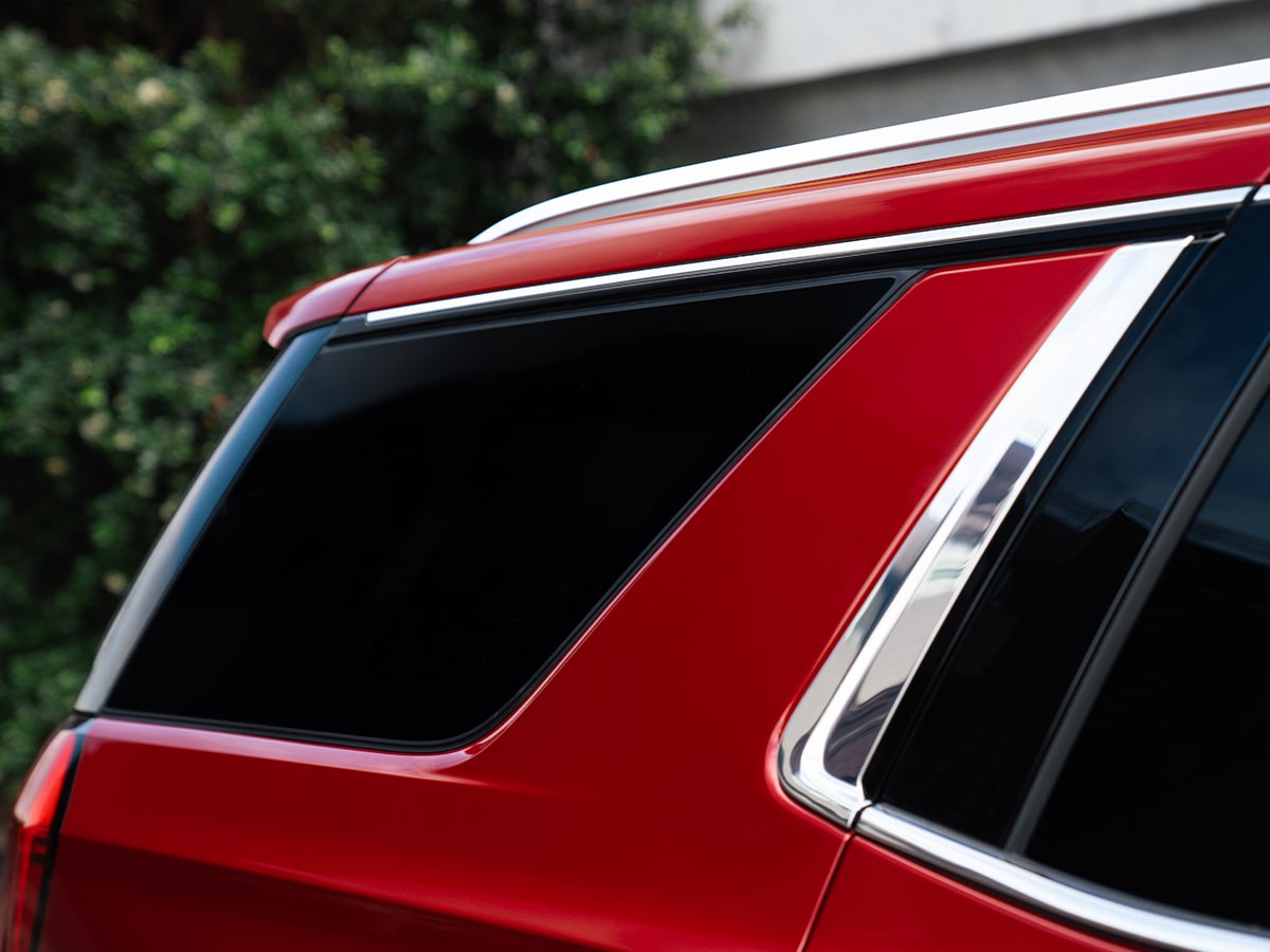 Gmc yukon denali rear window