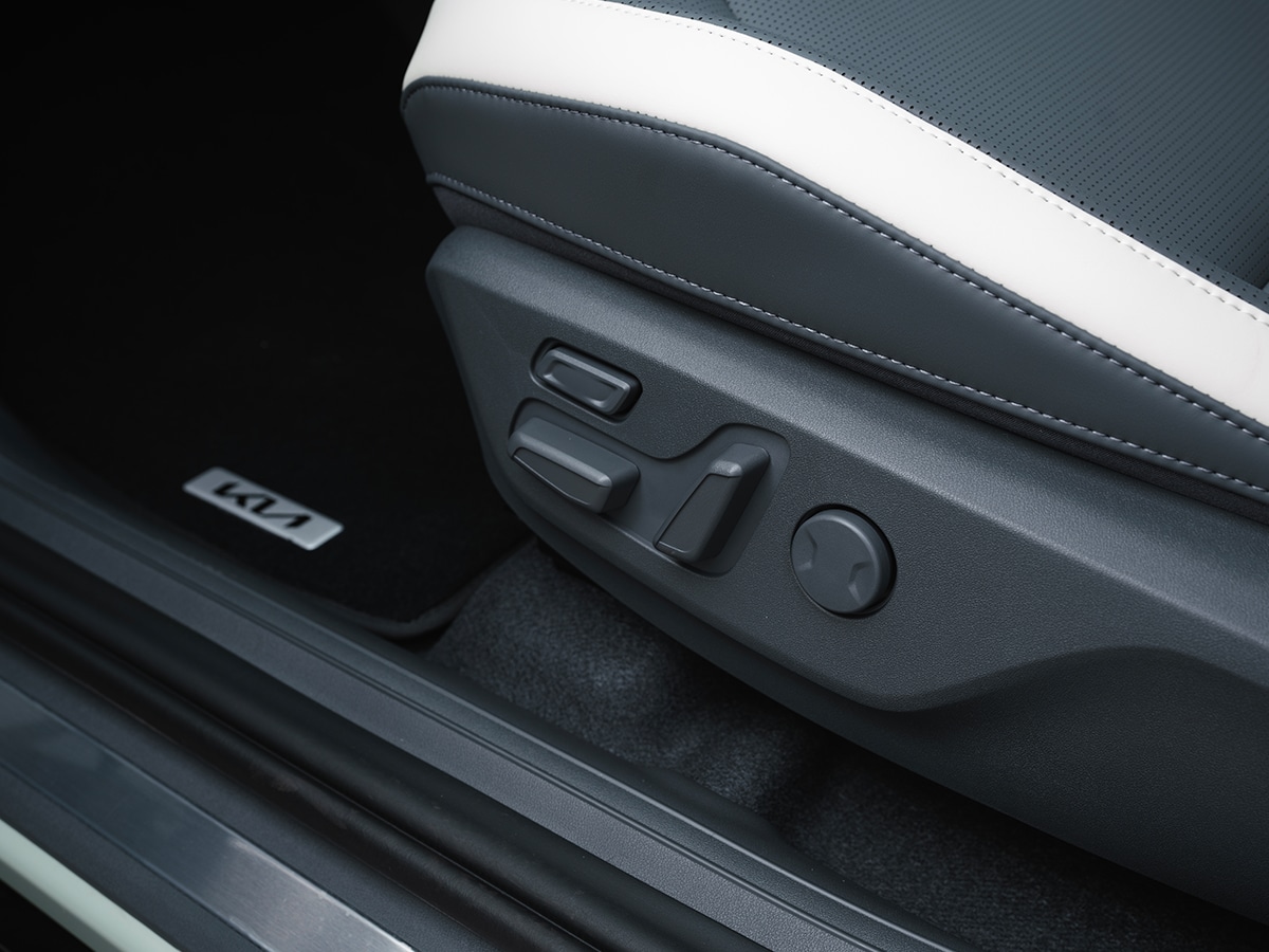 Kia ev3 powered passenger seat in gt line