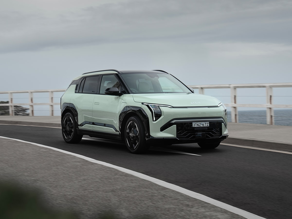 Kia ev3 side shot on road 2