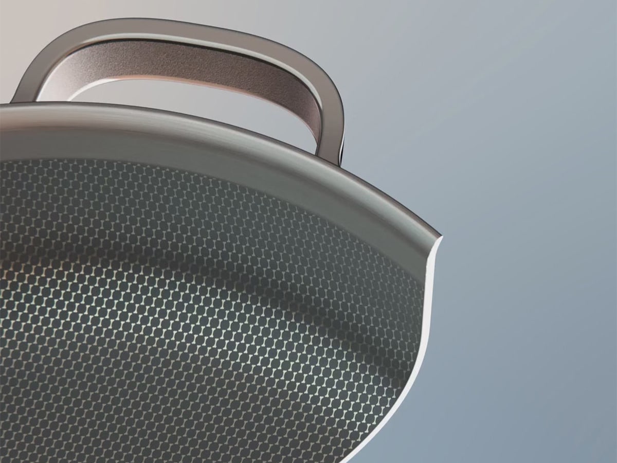 Materials and durability of our place pan