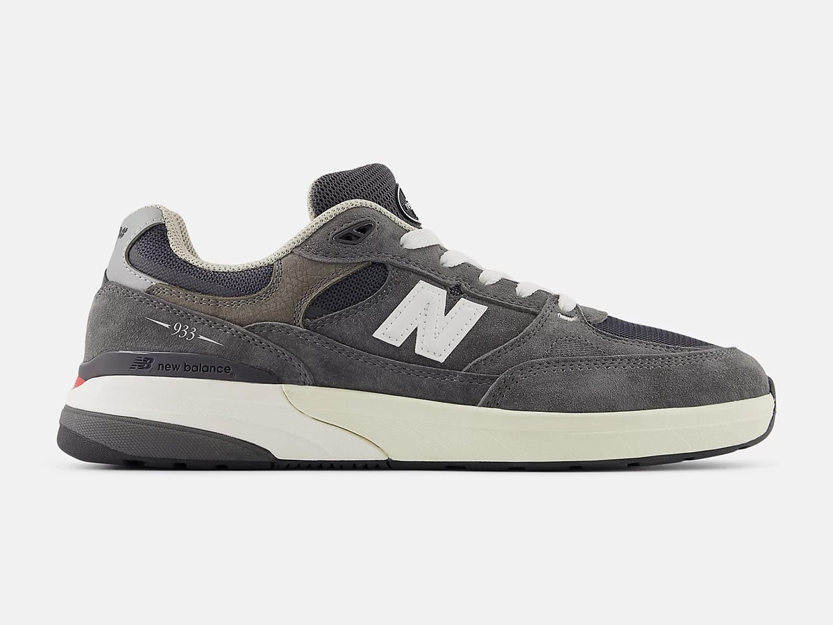 Nb numeric andrew reynolds 933 dark grey with white