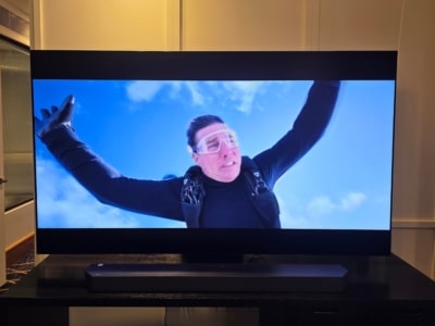 Samsung OLED S95F 83-Inch TV Review: A Big, Bright Blade of Glass