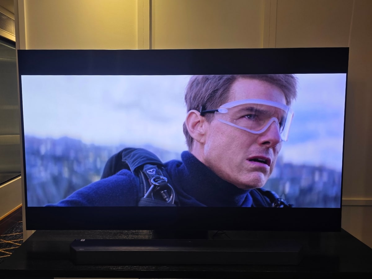 Samsung oled s95f 83 inch tv 3
