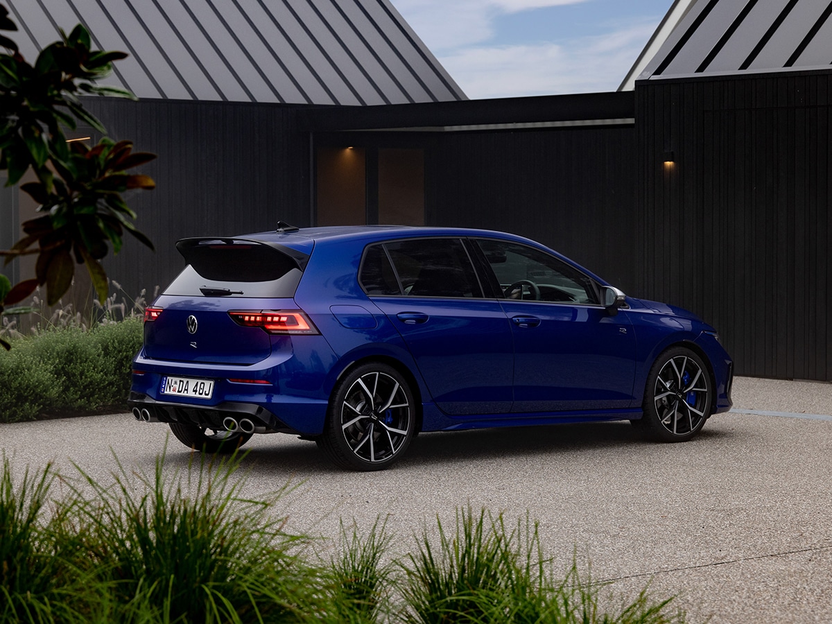 2025 golf r in lapiz blue rear three quarter
