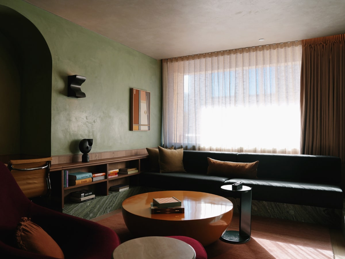 The EVE Hotel Suite | Image: John Guanzon/Man of Many