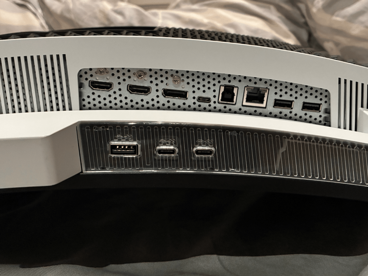 Lenovo's Legion Pro 34WD-10 Monitor | Image: Dean Blake/Man of Many