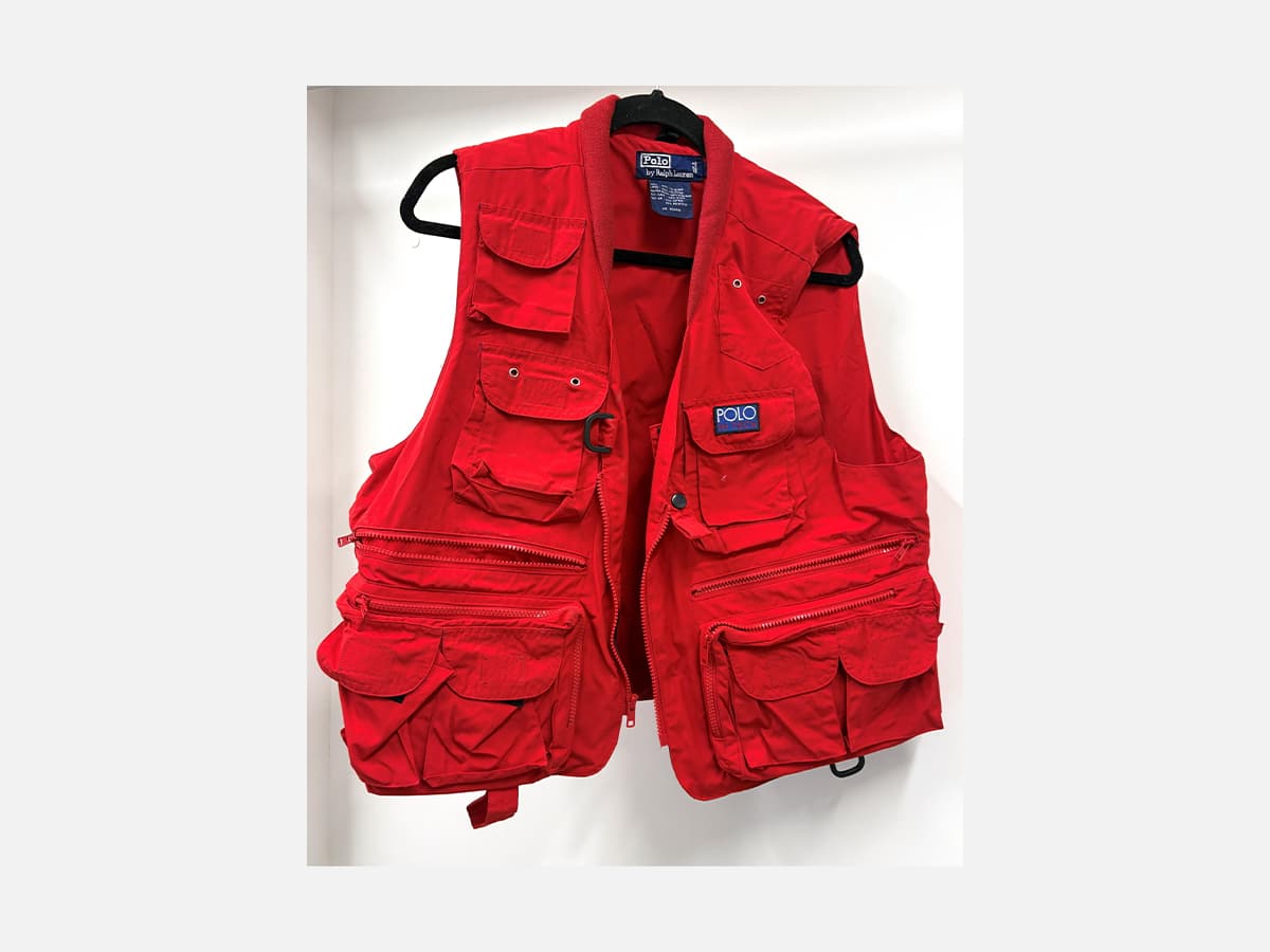 Lot 3287 a men's red puffer vest marked ralph lauren polo size l