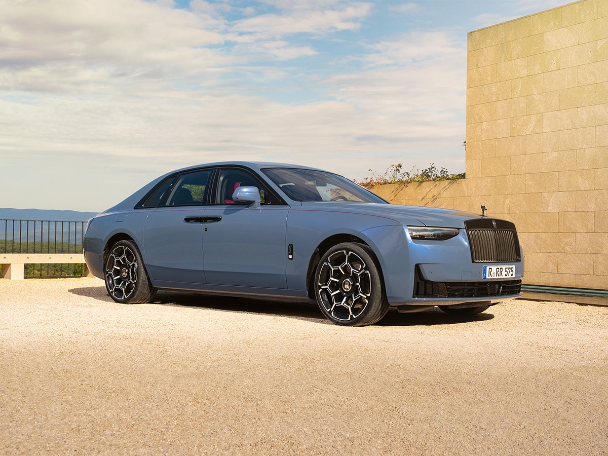 Rolls royce black badge ghost series ii