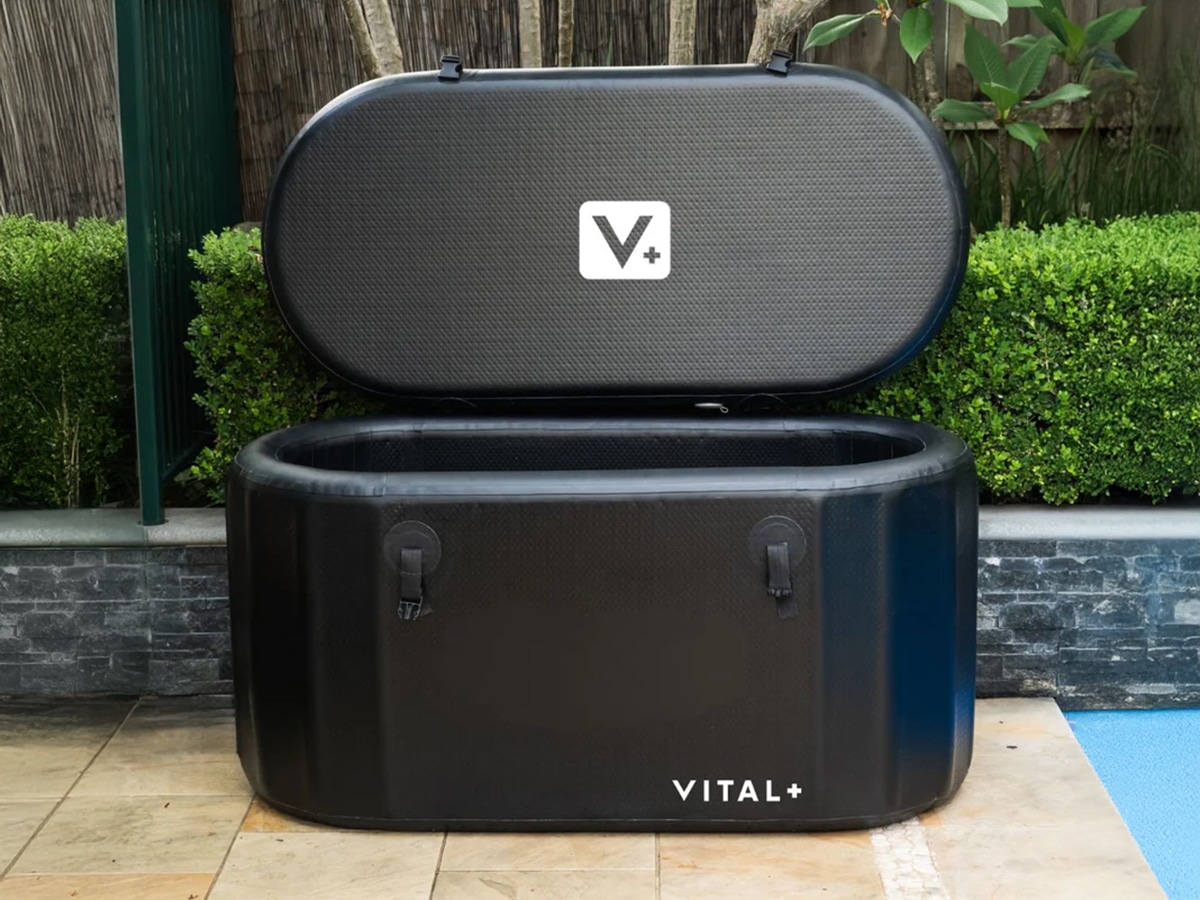 Vital+ Ice Bath Pro tub near a swimming pool