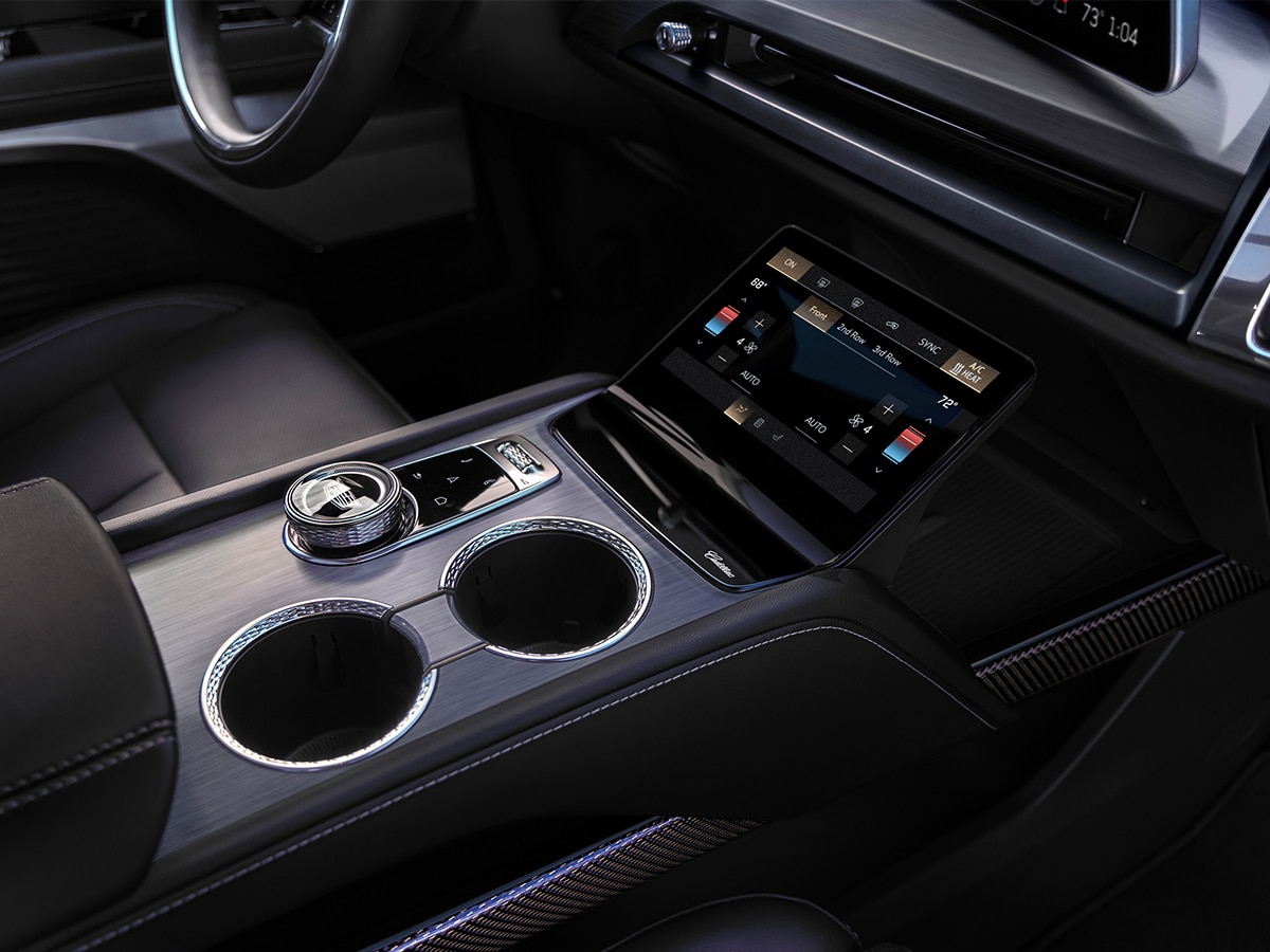 Cadillac vistiq centre console