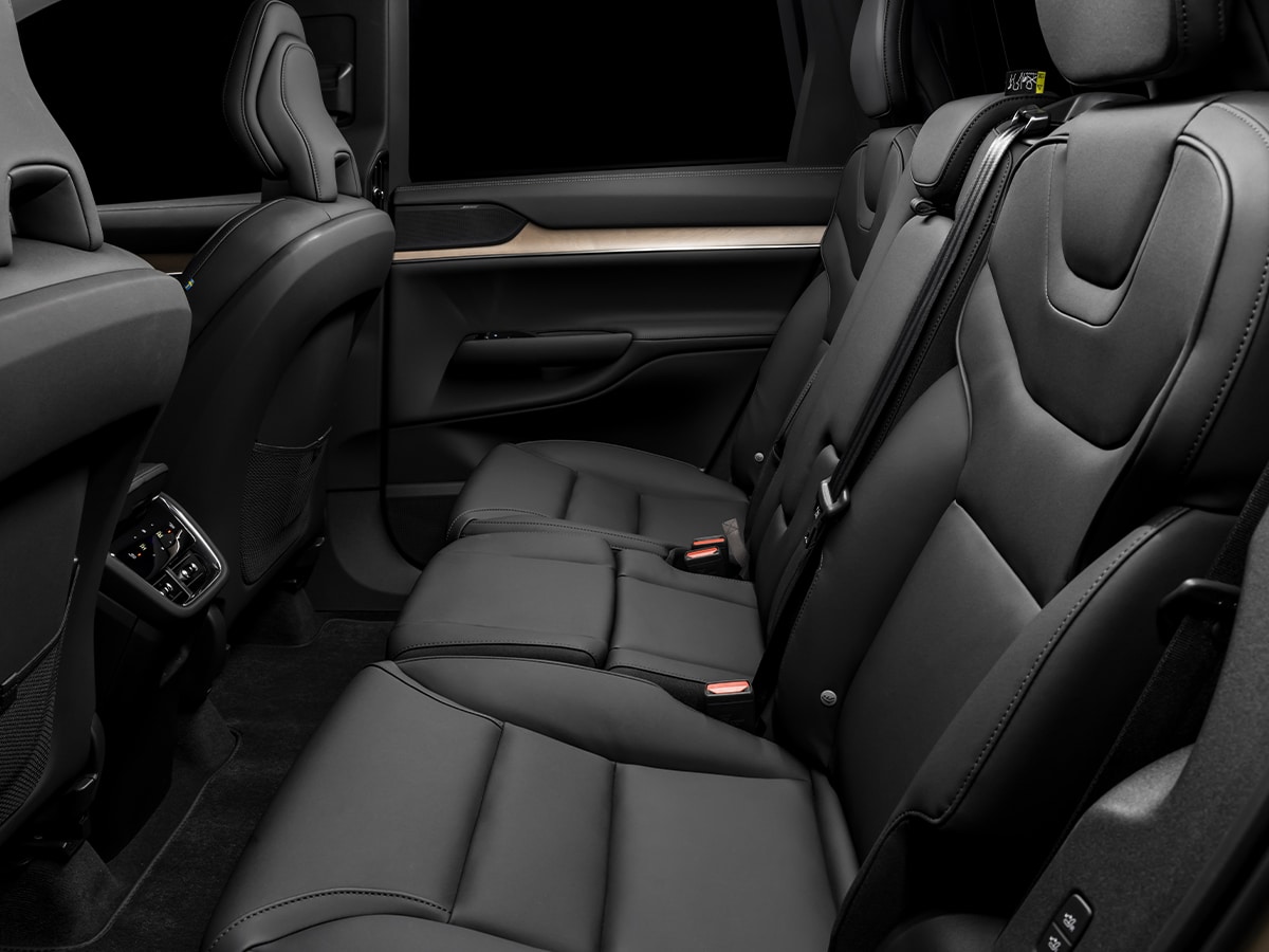 Volvo ex90 8