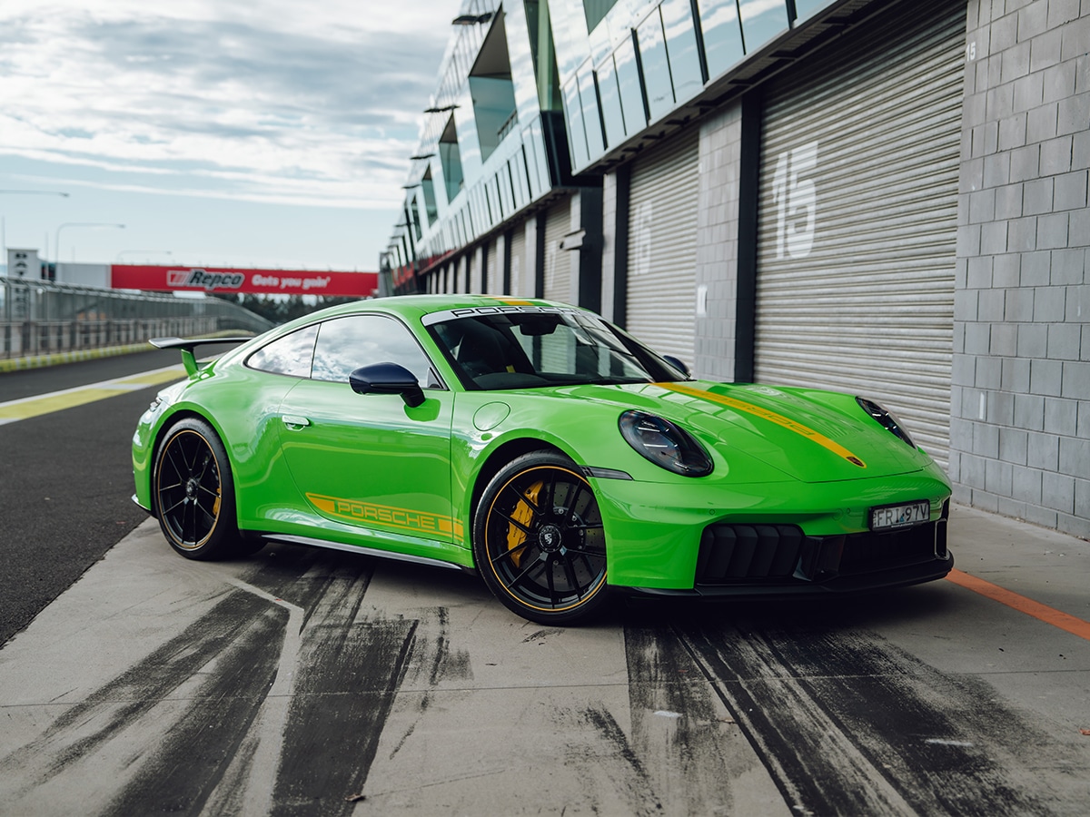 2025 porsche 911 gts grello front three quarter