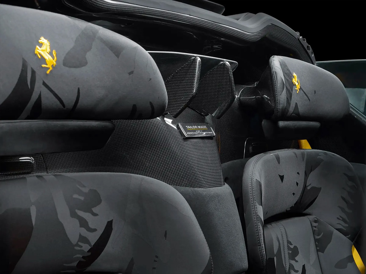 Ferrari daytona sp3 interior 1