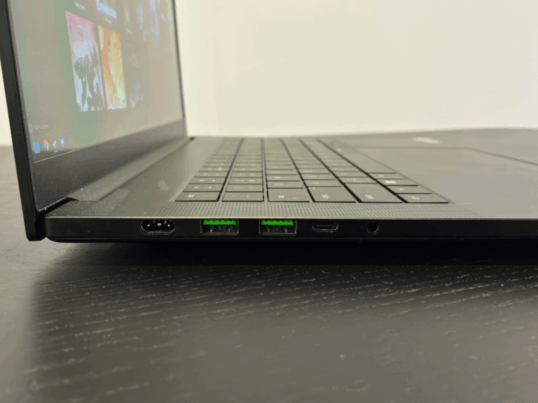 Razer Blade 16 Review: A $7,000 'Portable' Gaming Rig | Man of Many