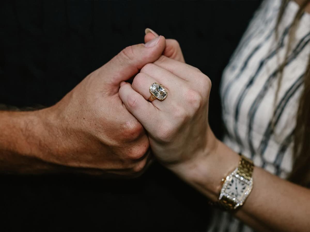 Taylor swift wedding watch cartier 2