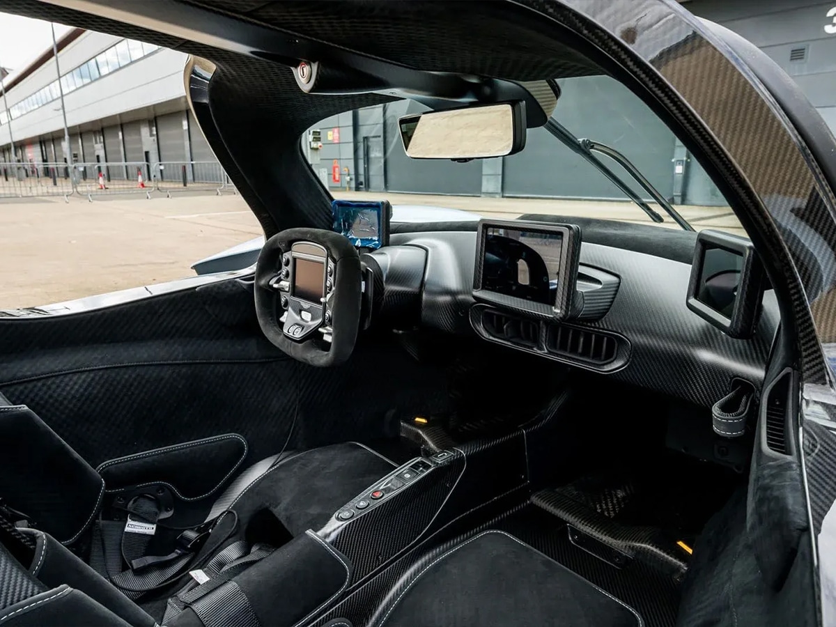 2023 aston martin valkyrie from the collection of daniel ricciardo interior 4